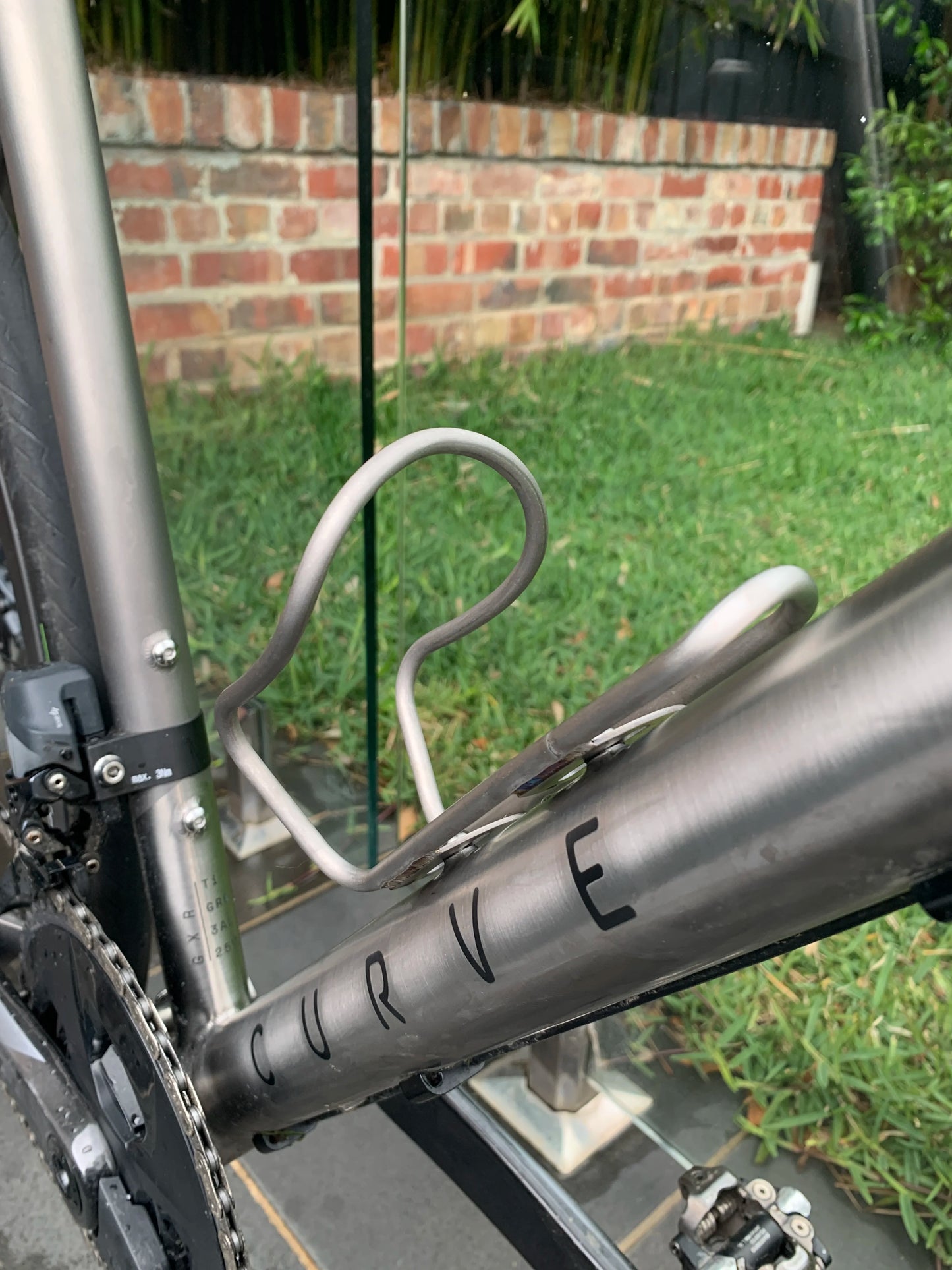 Ultralight Bike Bottle Holder Cage with Free Bolts