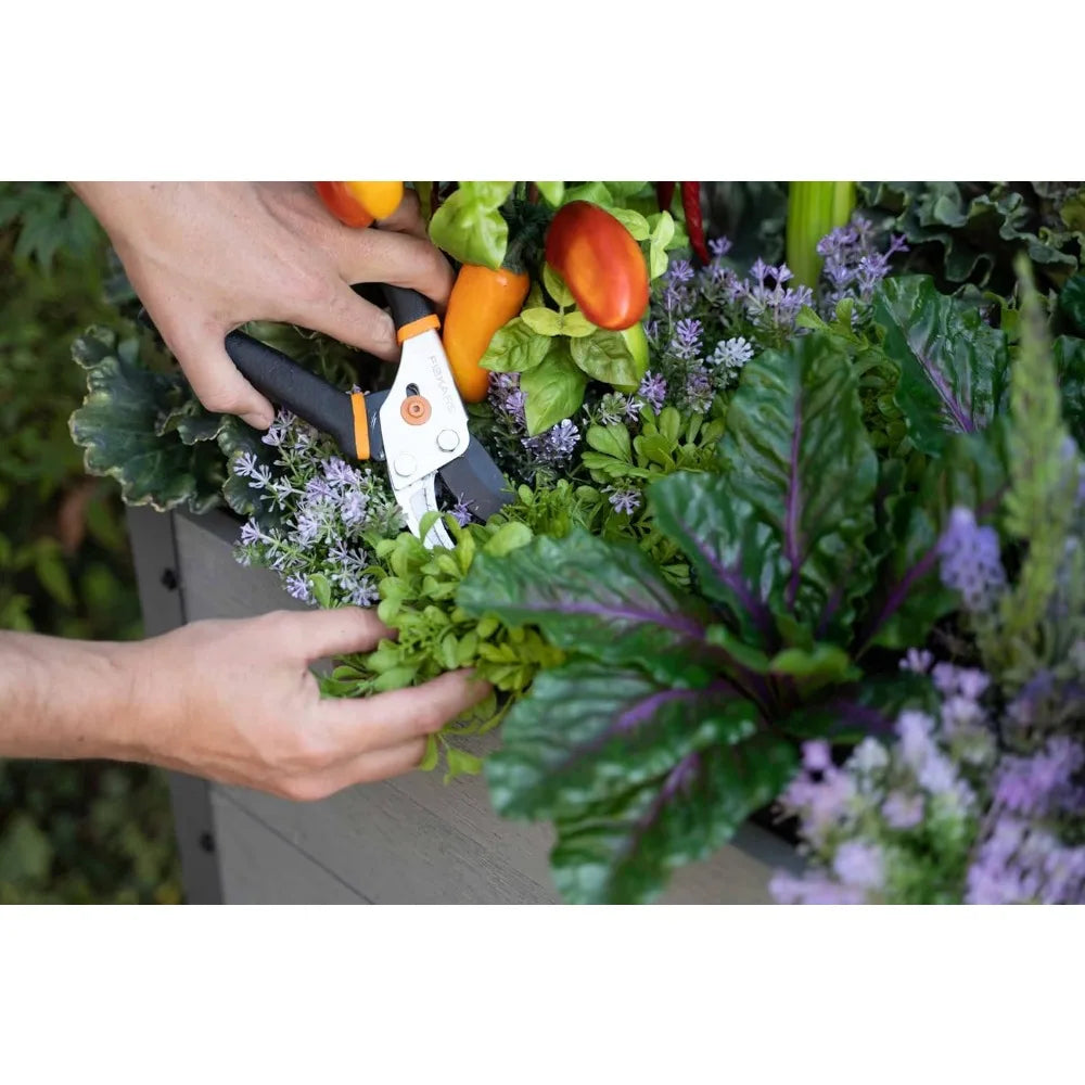 CedarCraft Elevated Spruce Planter for Deck and Patio